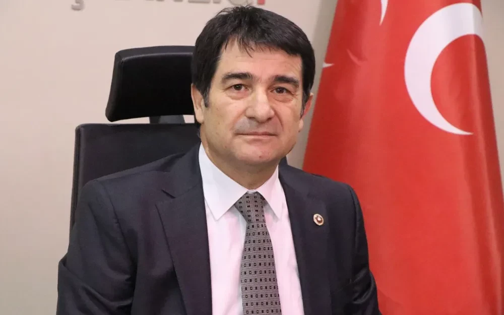 İsmail Faruk Aksu
